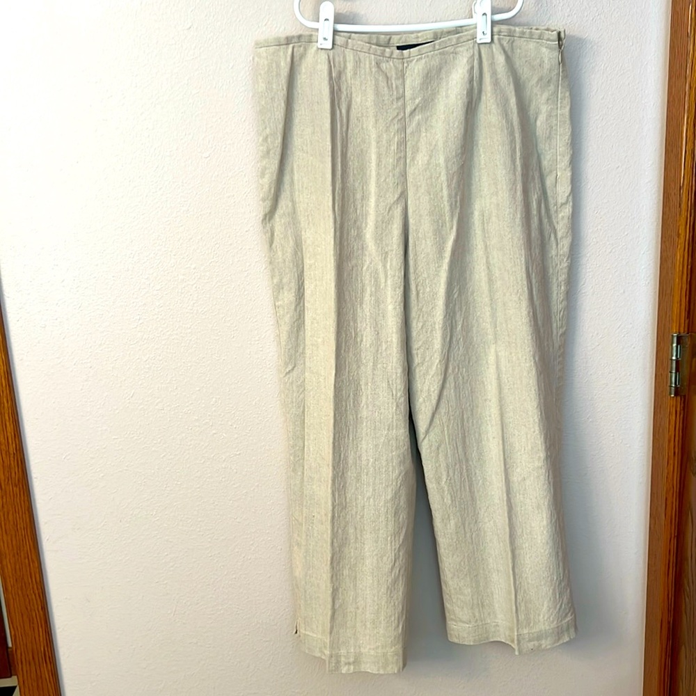 Top quality linen, Liz Claiborne Lizsport crop pant